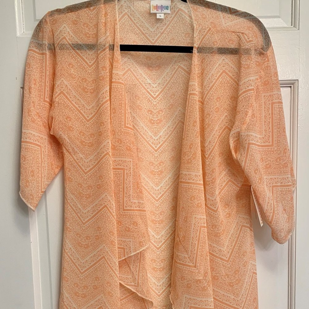 LuLaRoe Monroe kimono